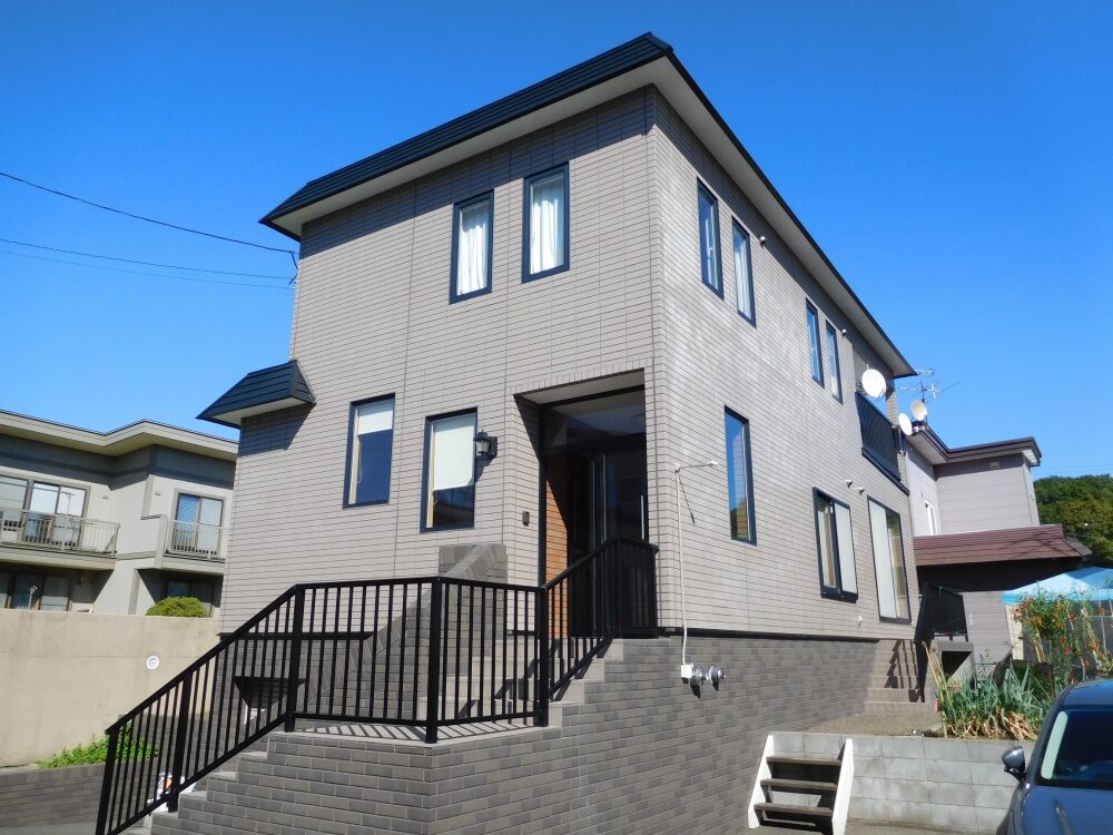 札幌市南区 光触媒サイディング施工及び塗装工事 施工前