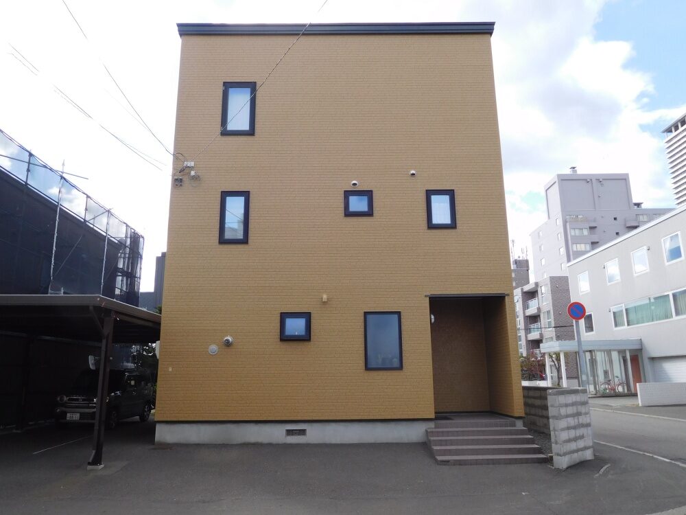札幌市西区｜窯業系サイディング 塗装工事