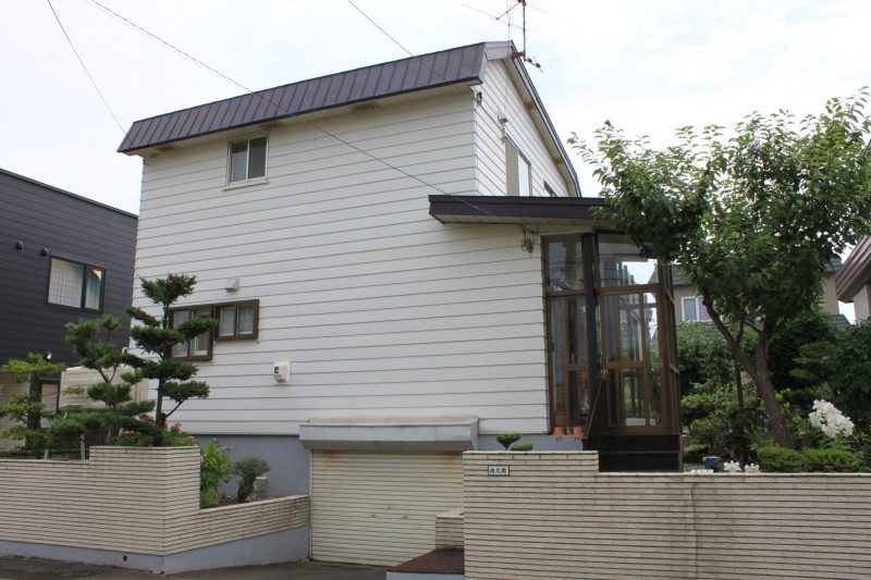 札幌市東区 金属系サイディング 塗装工事 施工前